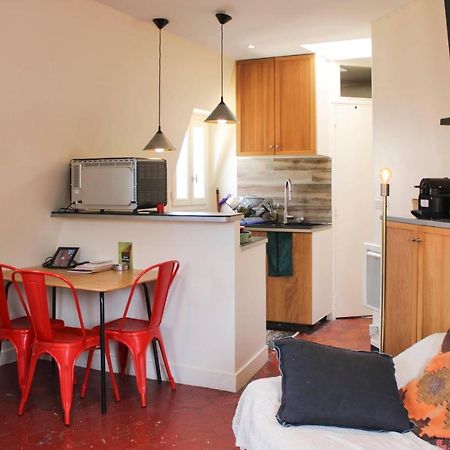Apartment In The Center Of 파리 외부 사진