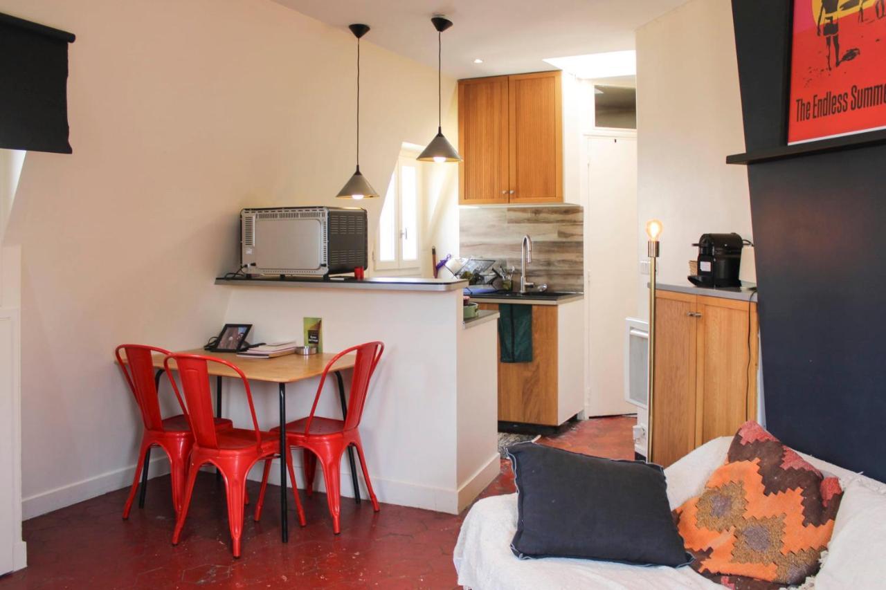 Apartment In The Center Of 파리 외부 사진